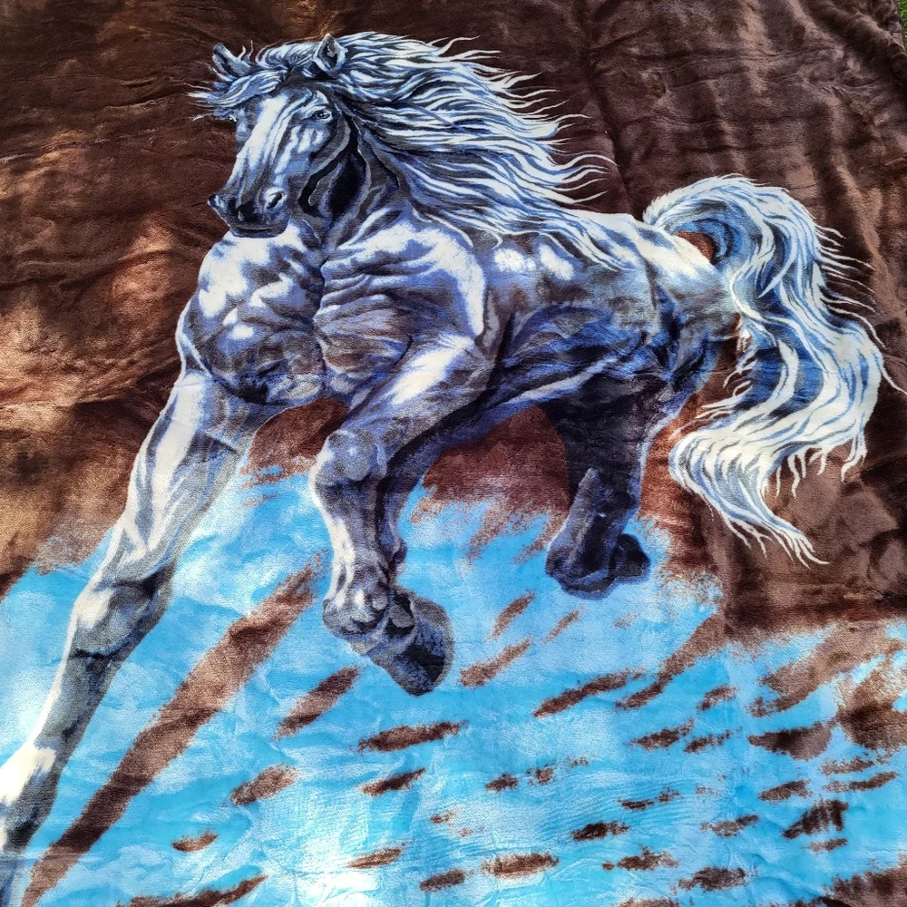 Vintage San Marcos Horse Print Blanket in Brown and Blue. Heavy Weight